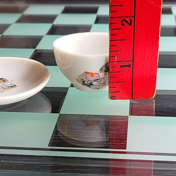 Mini tea cup & saucer Made In Japan - Picture 5 of 10